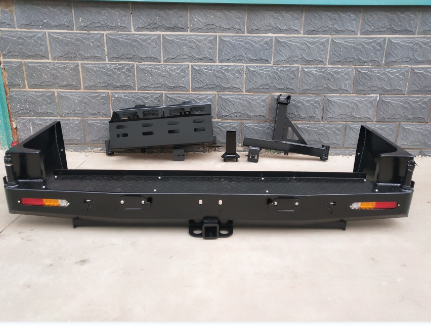 steel 4x4 bumper Rear offroad bull bar for LC100（with 1 spare tyre+1 fuel tank bracket）